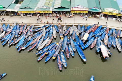 Huong Pagoda reopens 