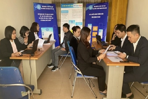 VssID benefits insurance card holders in Hanoi