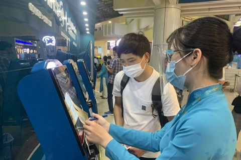 More than 100 people fined for not wearing face masks in city