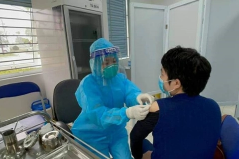 Hanoi approves plan on free Covid-19 vaccination for local residents