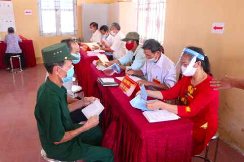 General election day at Dong Tam ward