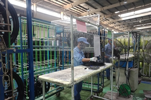 Hanoi identifies priorities to assist businesses in overcoming Covid-19 impacts