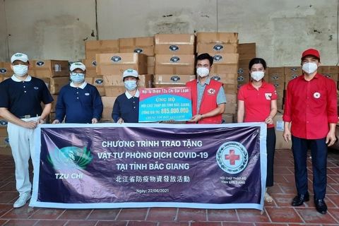 Tzu Chi Foundation shares burden in Vietnam’s epicenter