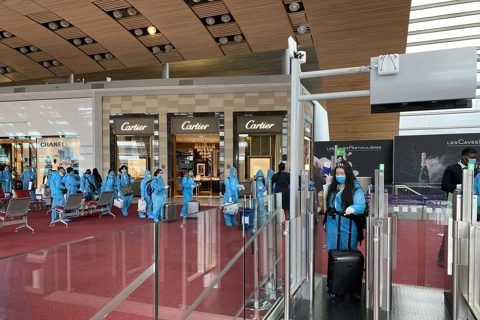 Vietnam shortens quarantine to one week for vaccinated visitors