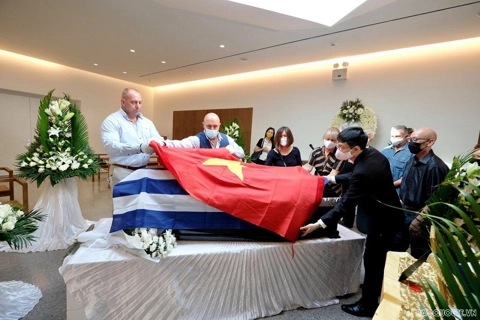 Vietnam, Greece bid farewell to Kosta Sarantidis Nguyen Van Lap