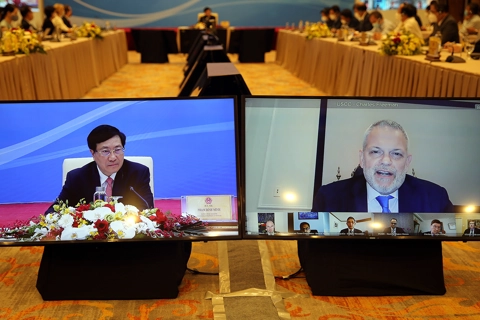 US business community helps facilitate bilateral economic cooperation: Vietnam Deputy PM