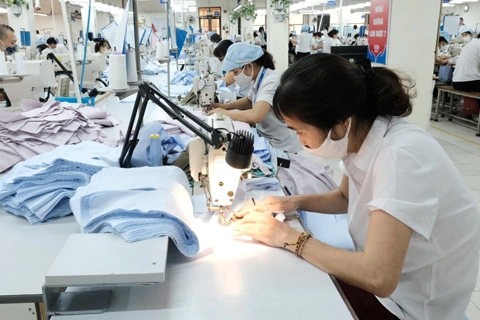 Vietnam economic recovery stays positive despite worst Covid-19 wave yet