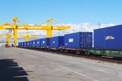 First rail freight service from Hanoi to Belgium