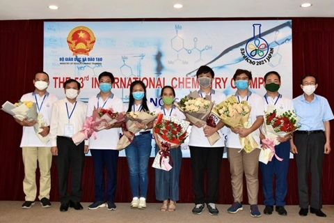 Vietnamese students pocket three gold medals at Int’l Chemistry Olympiad