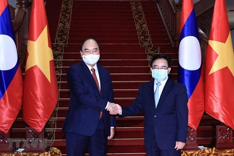 Vietnam, Laos ink series of agreements