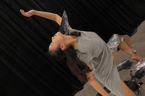 Online contemporary dance to perform