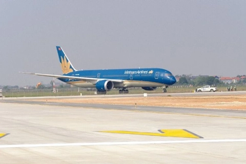 Noi Bai Int’l Airport’s upgraded runway put into operation