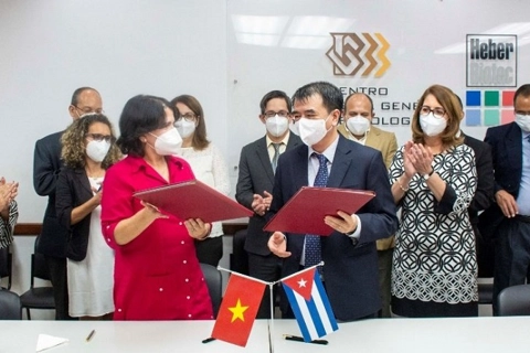 Vietnam, Cuba to set up alliances in biotechnology 