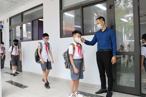 Hanoi's schools to remain closed after social distancing period