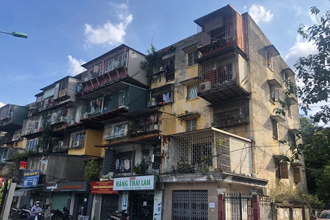 Covid-19 outbreak accelerates renovation of old buildings in Hanoi