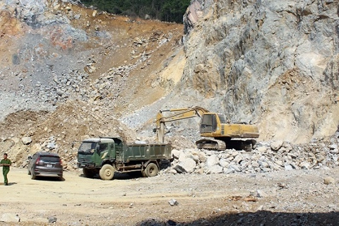 Vietnam calls for ASEAN stronger linkage in sustainable mining