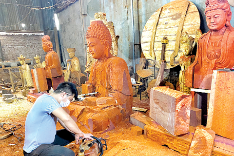 [Uniqueness of Hanoi's craft villages] Son Dong – the most famous Buddha statue making village