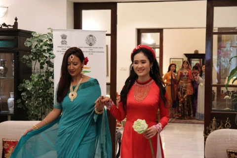 Vietnam, India traditional costumes show similarities 