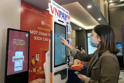 Cashless Day 2021 opens in Hanoi