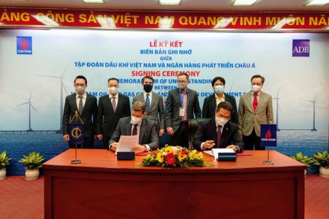 ADB, PVN establish partnership to promote green energy development in Vietnam