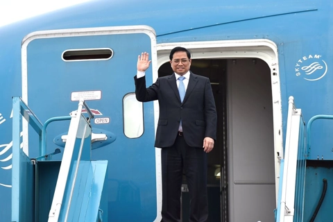 Vietnamese PM visits Japan, being 1st guest of Kishida Fumio