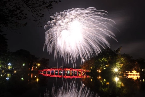 Hanoi to organize fireworks display at single location on Lunar New Year’s Eve