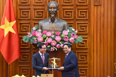 Gov’t committed to supporting Samsung in expanding investment in Vietnam