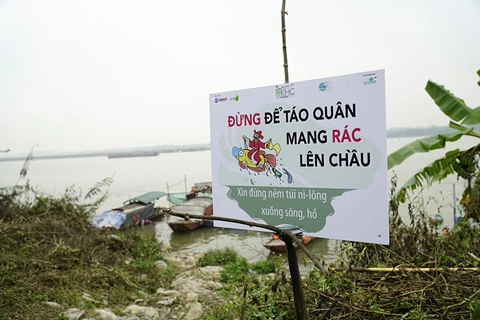 Hanoi: Environment protection message is delivered on the Kitchen Gods Farewell day