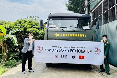 KOICA gifts 9.45 million syringes to Vietnam for Covid-19 prevention