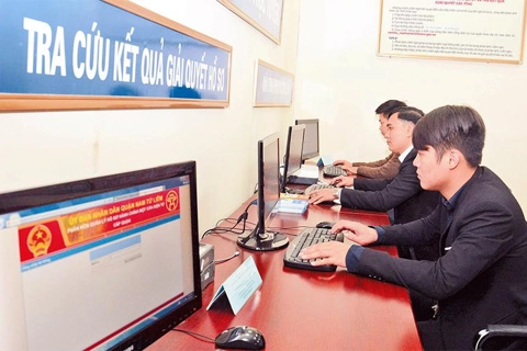 Hanoi identifies e-government as means to achieve higher public services quality