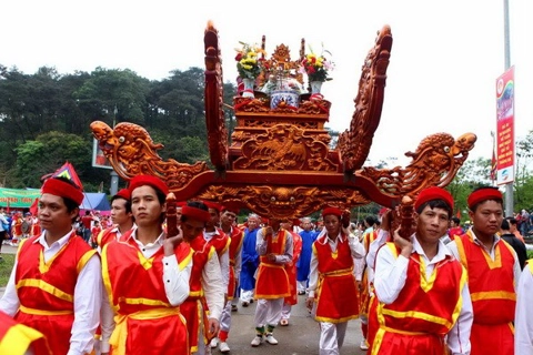 Oversea Vietnamese: Hearts turn to ancestral land during big holiday