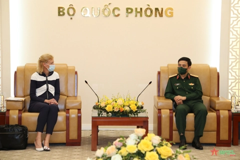 France to train military officers for Vietnam