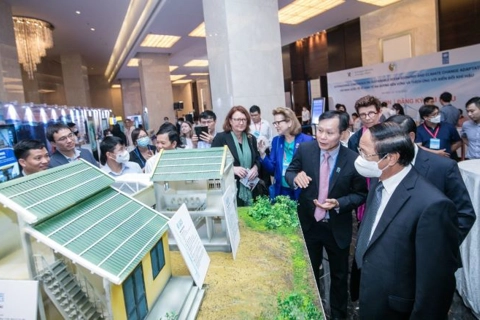 UNDP supports flood-resilient houses for Vietnam coastal residents