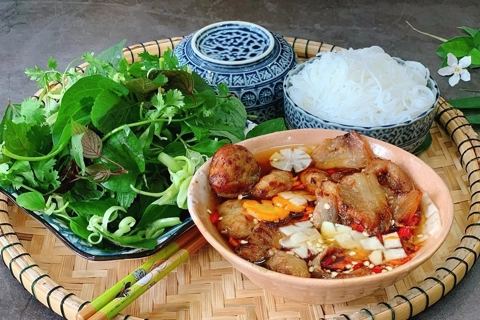 Hanoi's Bun cha listed in the British Queen's Platinum Jubilee Cookbook