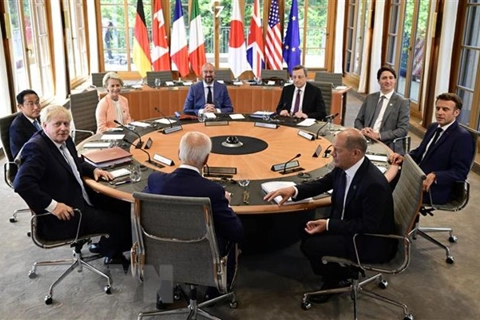G7 - More show than relevance