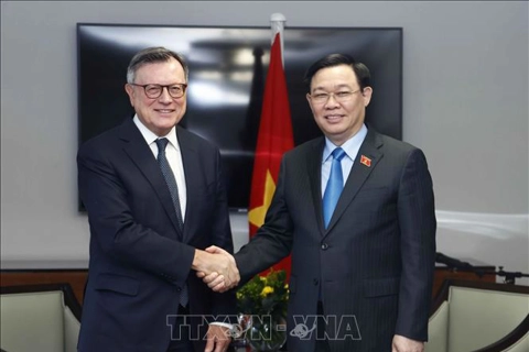 UK multinationals pledge long-term presence in Vietnam