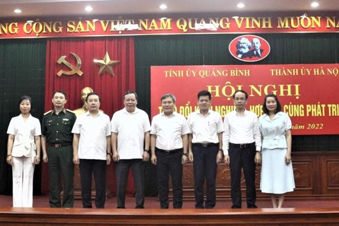 Hanoi serves as a bridge linking Quang Binh with investors