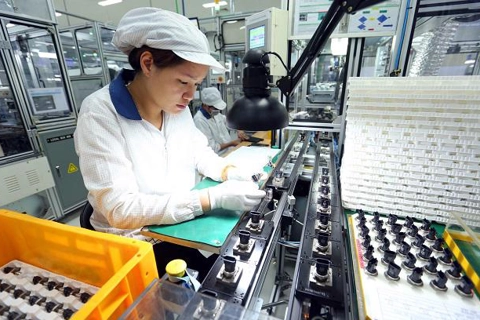 Vietnam GDP growth set to hit 6.9% in 2022: CIEM