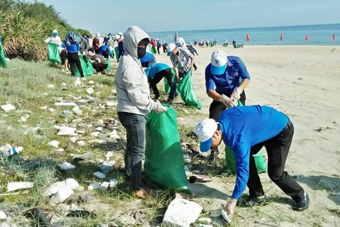 Vietnam wastes US$3 billion from unrecycled plastic litter annually 