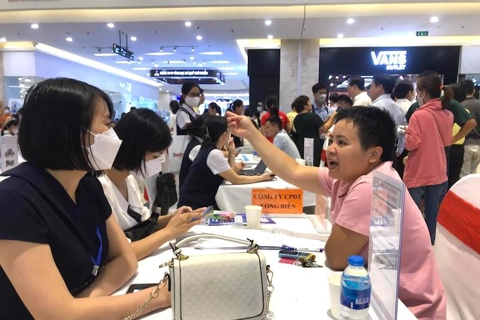Demand for recruitment in Hanoi surges in H2/2022