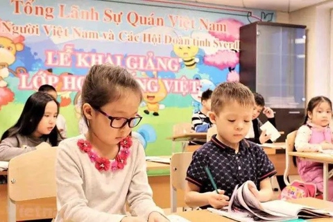 September 8 chosen as annual day to honor Vietnamese language abroad