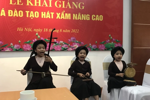 Training course opens to preserve traditional Xam singing