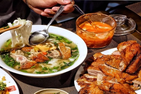 Noodle soup with roasted duck: a change-of-pace breakfast in Hanoi