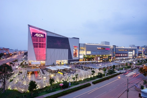 AEON launches its fast fashion brand in Vietnam 