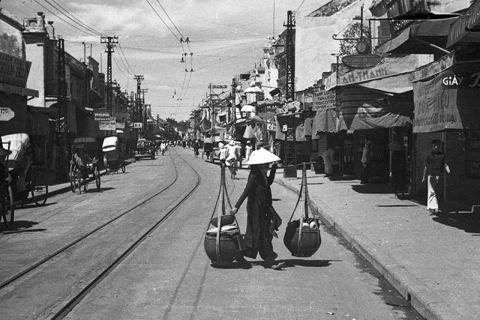 The unique sidewalk culture of Hanoi: A funky initiative of French