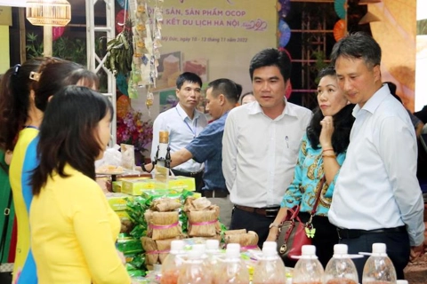 Festival displays OCOP products linked to Hanoi tourism underway this week