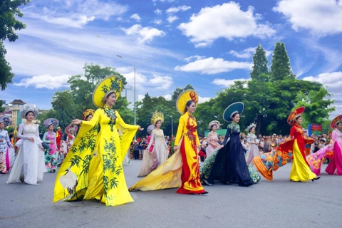 Hanoi Tourism Ao Dai Festival 2022 to be held next week