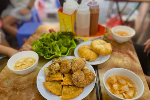 Ly Quoc Su Food Street: not only famous for pho