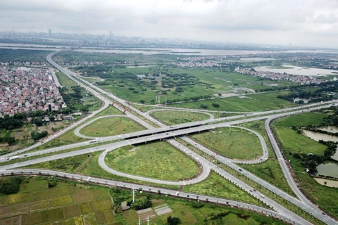 Hanoi plans an outlet mall along airport highway