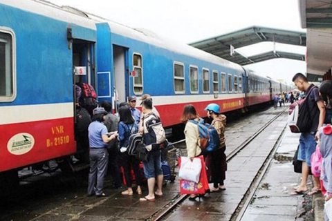 Hanoi Railway Transport makes profit after two years of losses